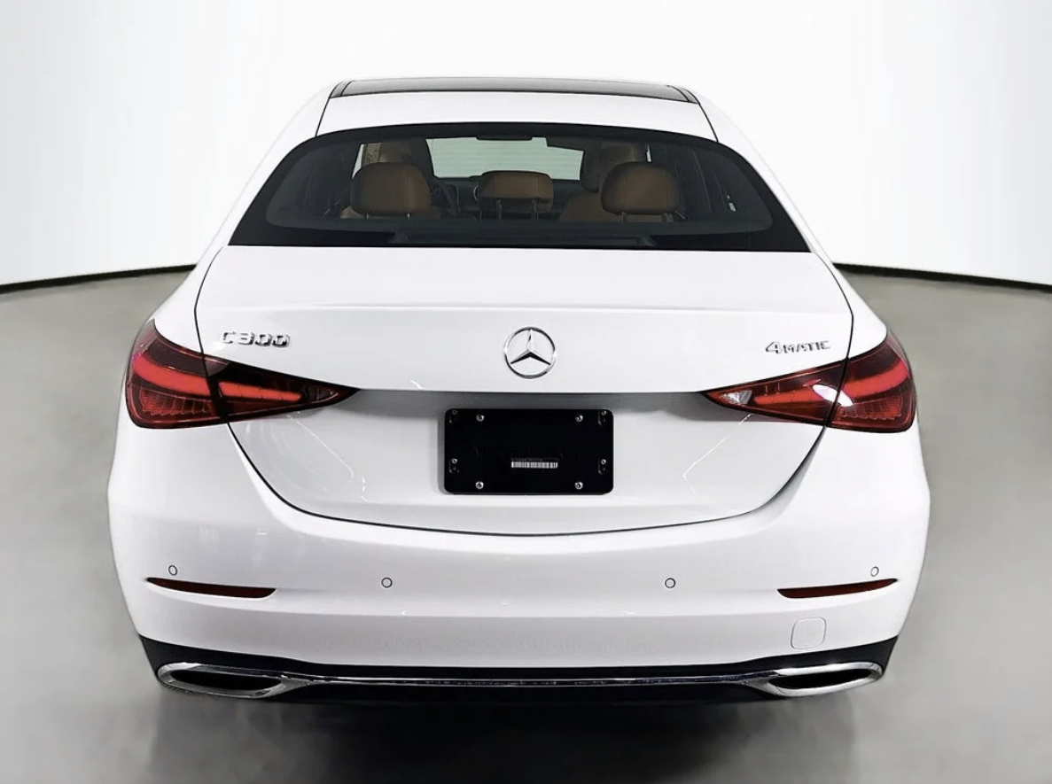 2026 Mercedes-Benz C 300 thumbnail 3
