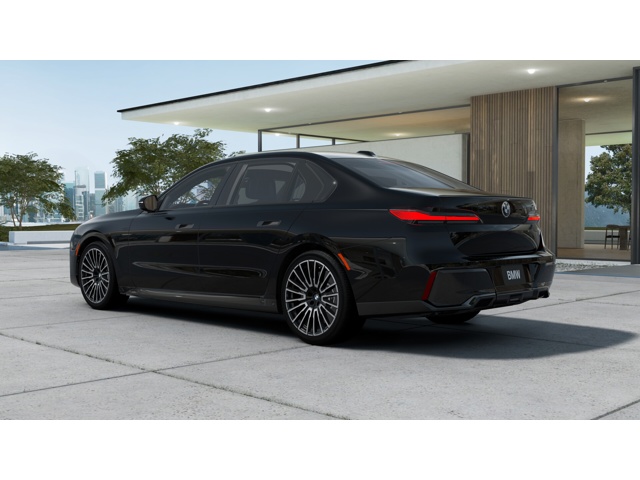 2026 BMW 740i thumbnail 3